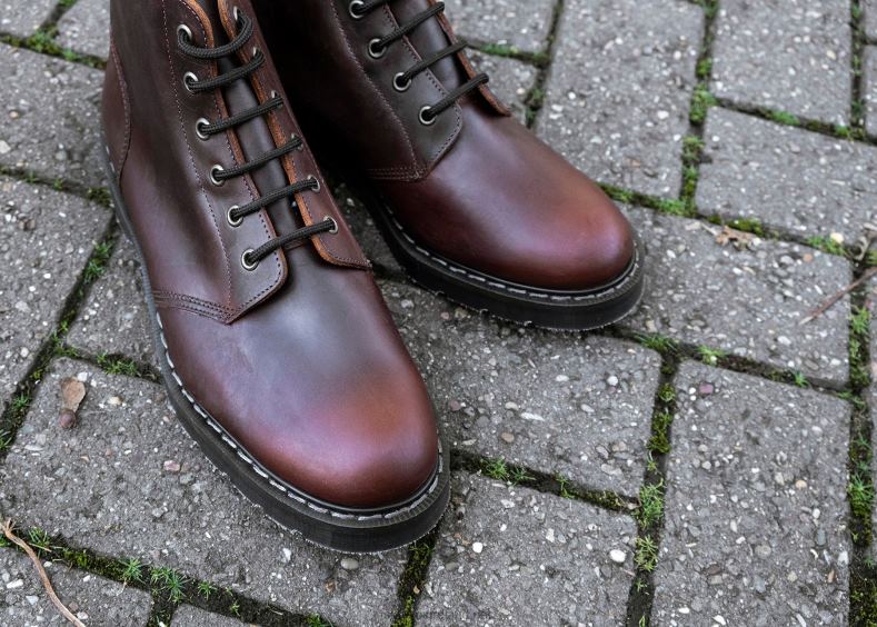 Men Solovair Gaucho Crazy Horse 6 Eye Astronaut Boot 2N2B87