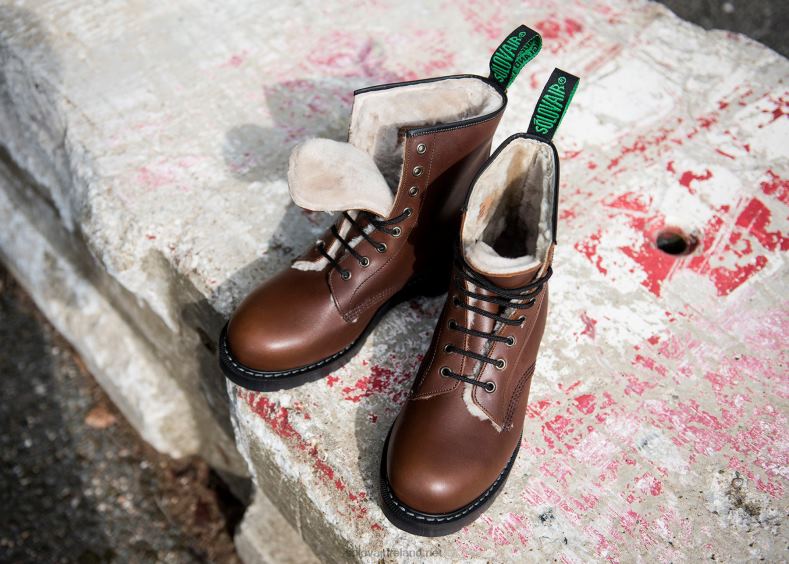 Men Solovair Brown Greasy Shearling Lined 8 Eye Derby Boot 2N2B879