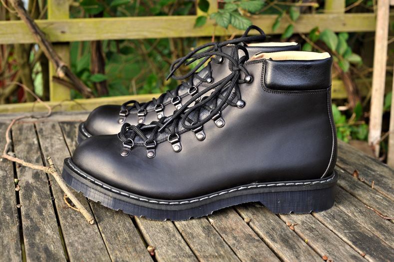 Women Solovair Black Greasy Urban Hiker 2N2B8334